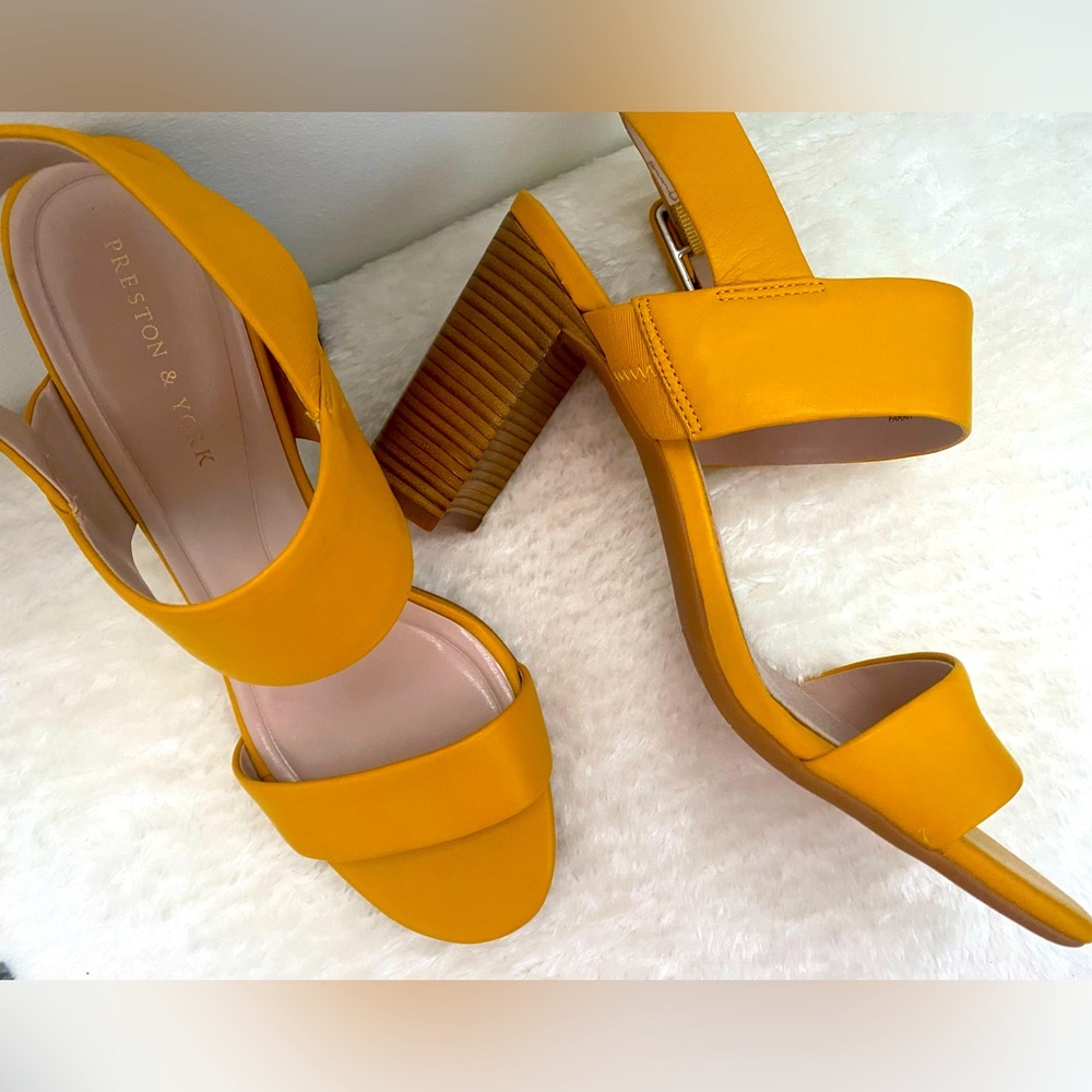 Preston & York Mustard Yellow Leather Farah Block Heel Sandals - Size 8.5 - NEW